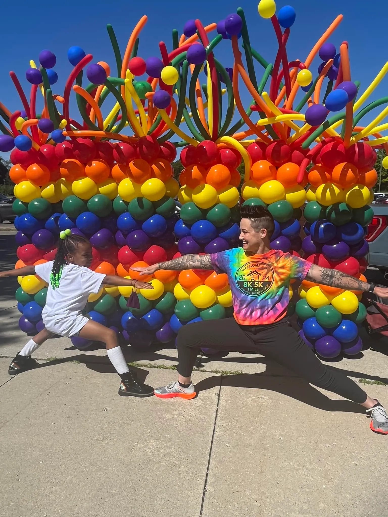 Detroit Balloon Store: Rainbow balloon column made by the store