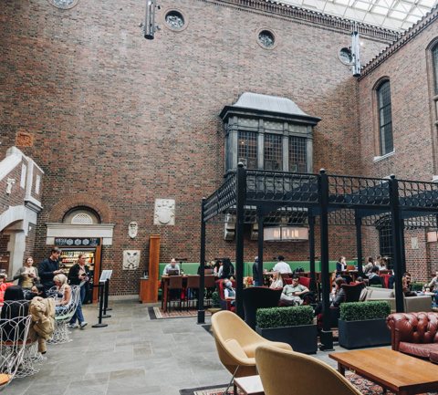 Kresge Court: Kresge Court, the indoor courtyard café at the Detroit Institute of Arts