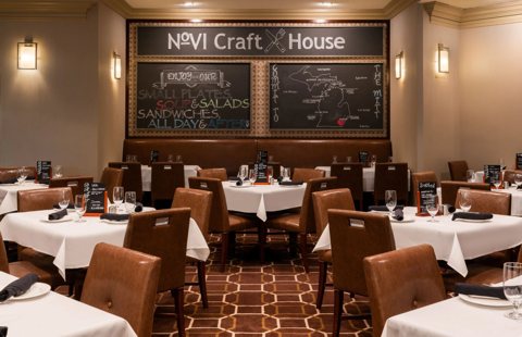 NoVI Craft House: NoVI Craft House dining room in the Sheraton Detroit Novi