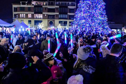 Winter Markt & Tree Lighting — Organizer image