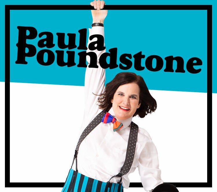 Paula Poundstone East Lansingben, a Wharton Center for Performing Arts színpadán — Szervezői kép