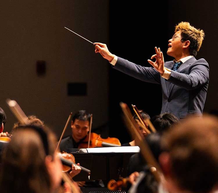 Symphony Orchestra: Fire and Flourish, szimfonikus koncert a Wharton Centerben — Szervezői kép