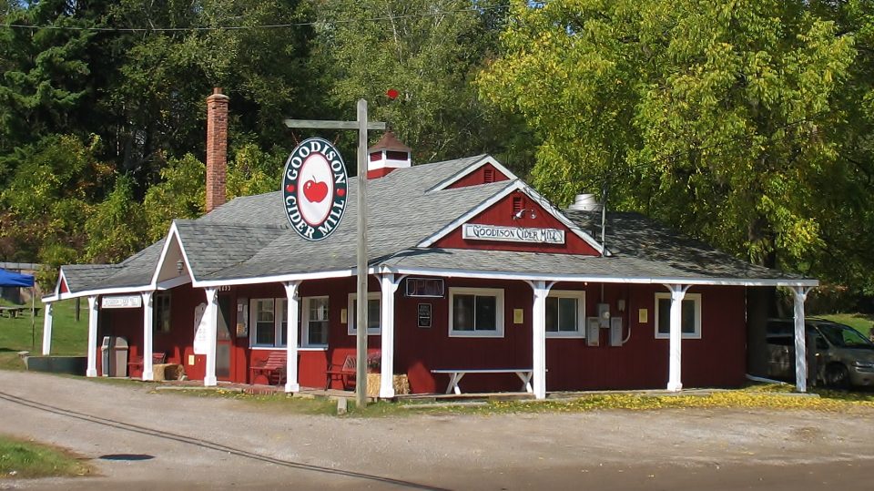 Fall Sundays at Goodison Cider Mill: balloon creations and live music in Rochester — Organizer image