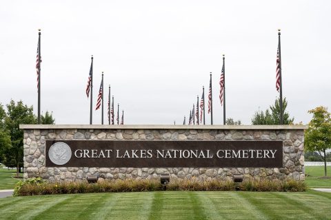 Giving Back: Great Lakes National Cemetery Volunteer Day — Organizer image