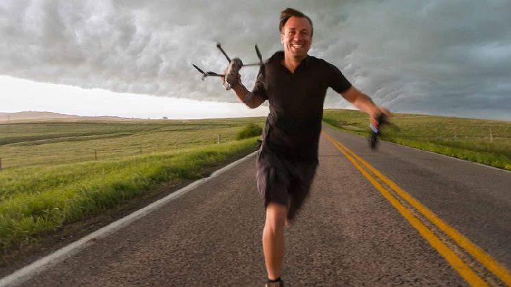 Dominate the Storm: Reed Timmer a Midland Center for the Arts színpadán — Szervezői kép