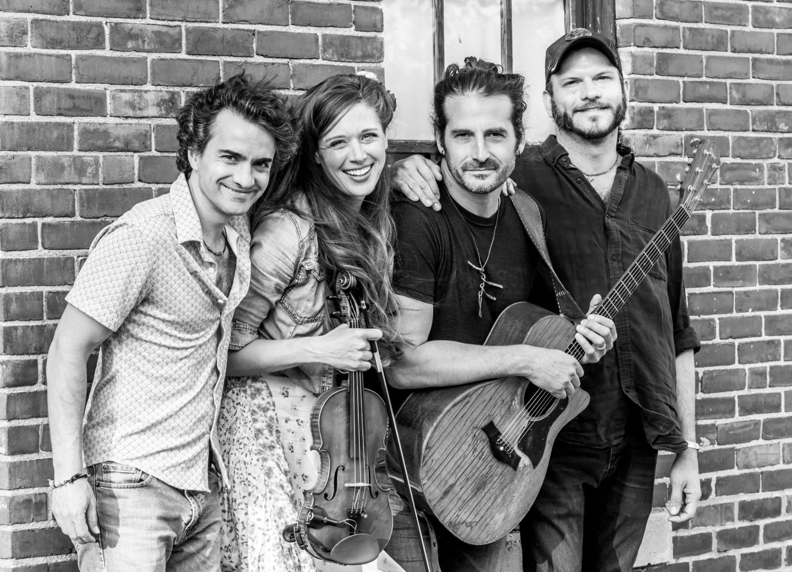 Adam Ezra Group — Szervezői kép