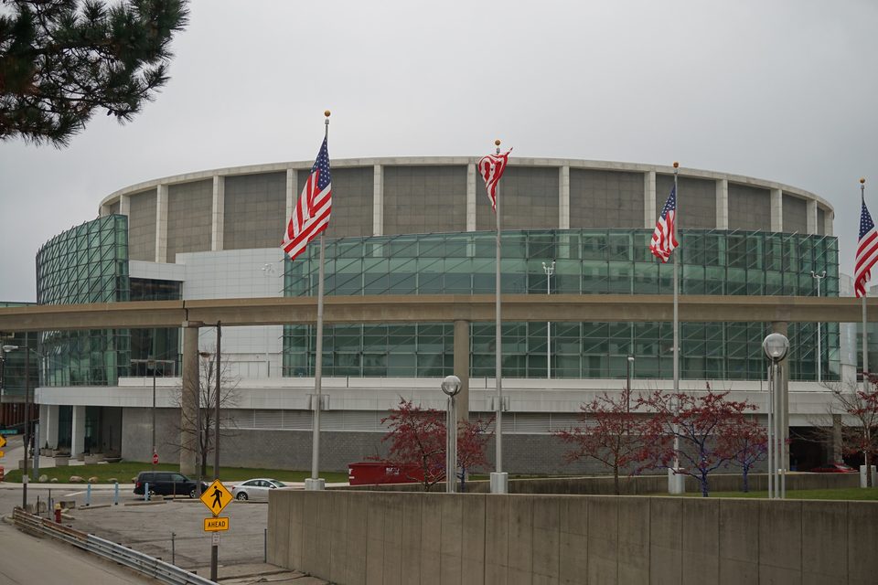Huntington Place — Exterior of the convention center, then named Cobo Center (2015)