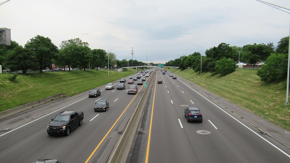 I-94 running through Harper Woods