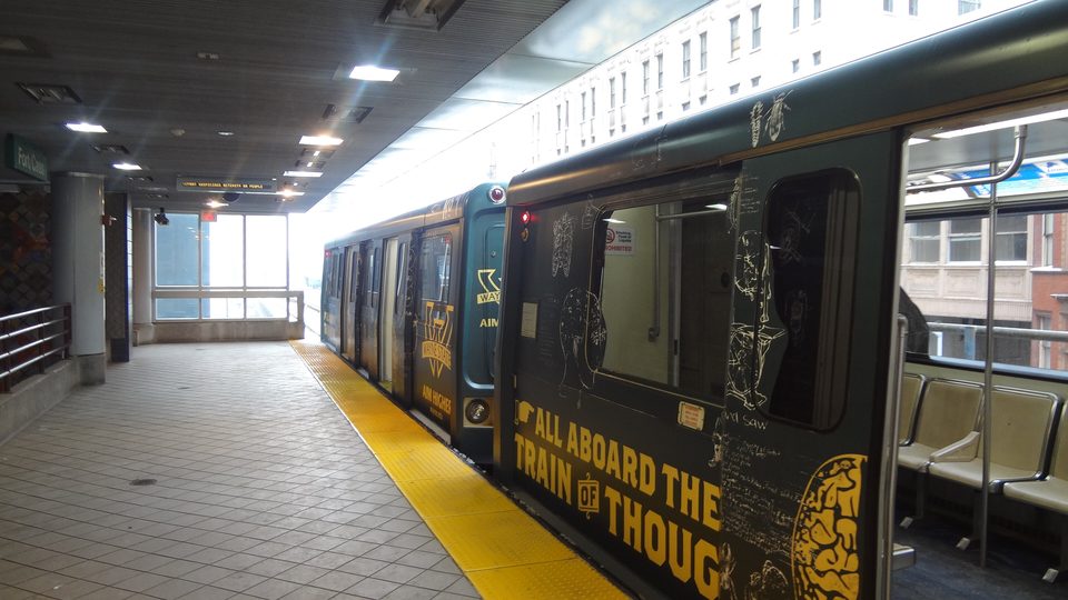A train at Fort/Cass station (2012)