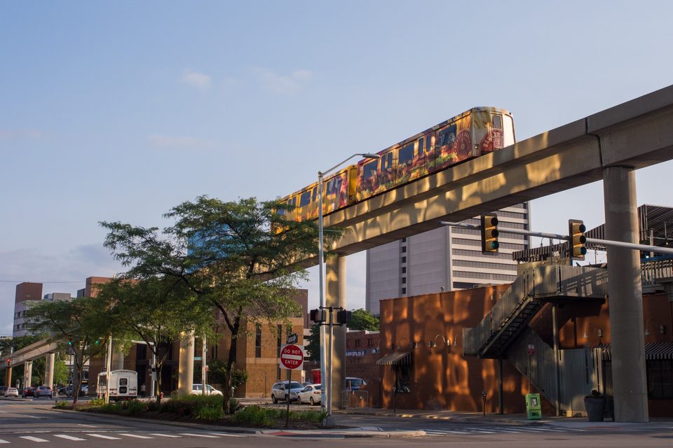 A train above downtown streets (2015)