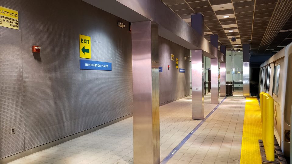 The Huntington Place station platform (2022)