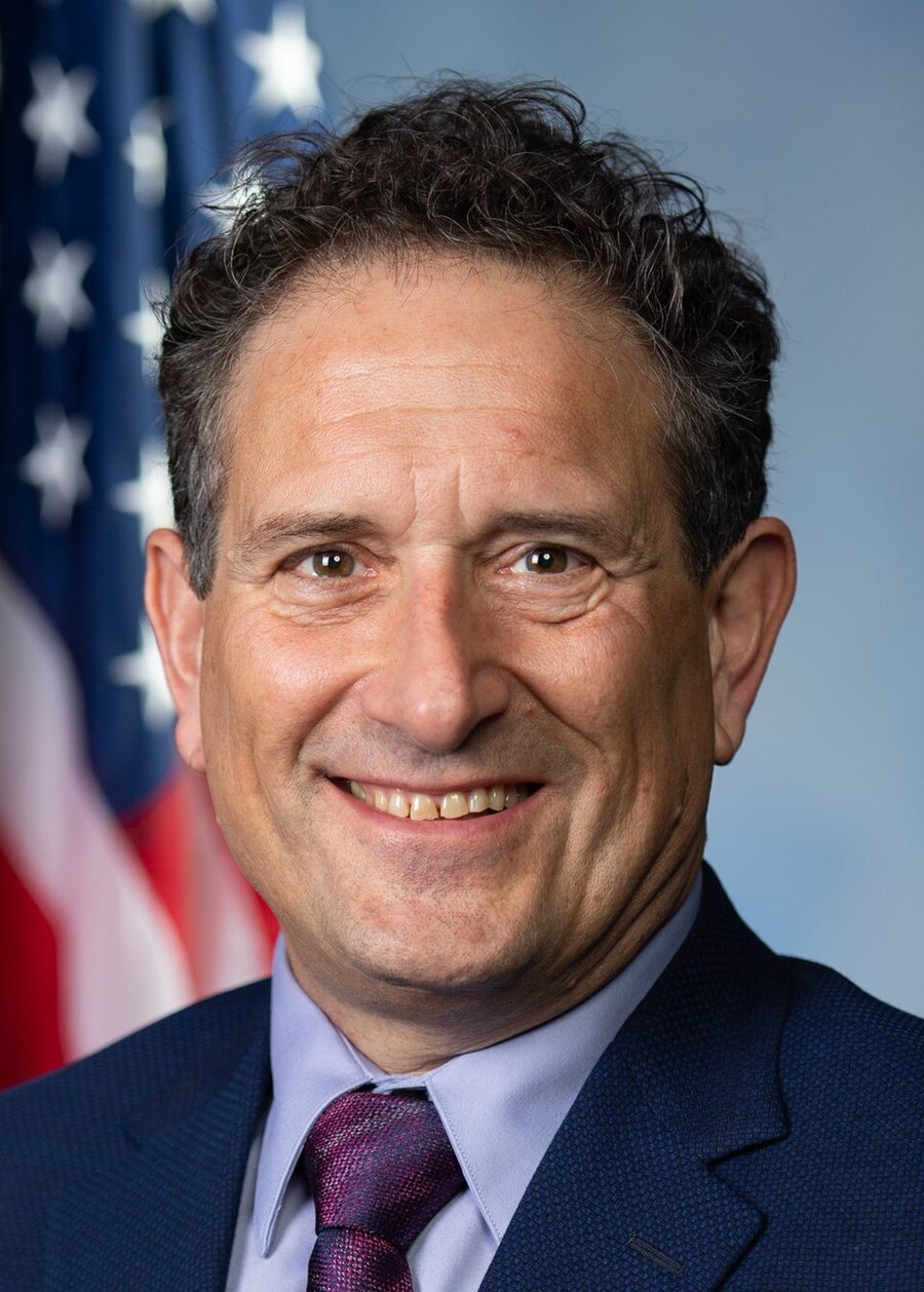 Portrait of Andy Levin