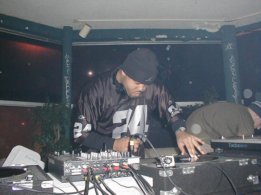 DJ Assault portréja