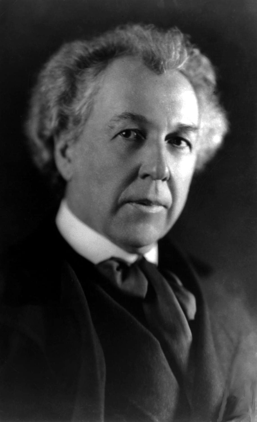 Portrait of Frank Lloyd Wright