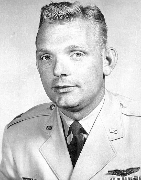 Iven Carl Kincheloe Jr. portréja