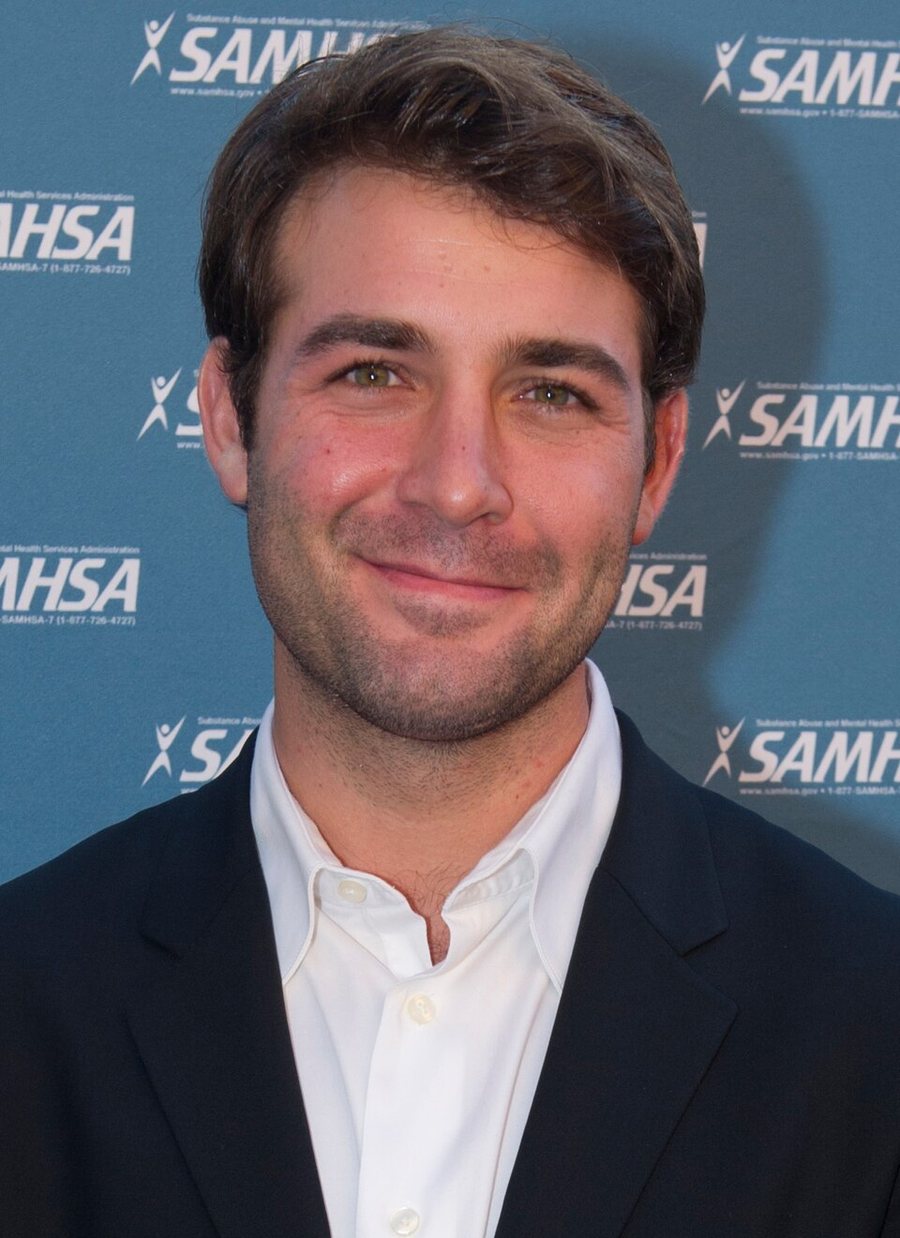 James Wolk portréja