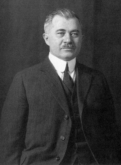 József Galamb portréja