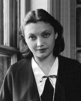 Portrait of Katharine Cornell