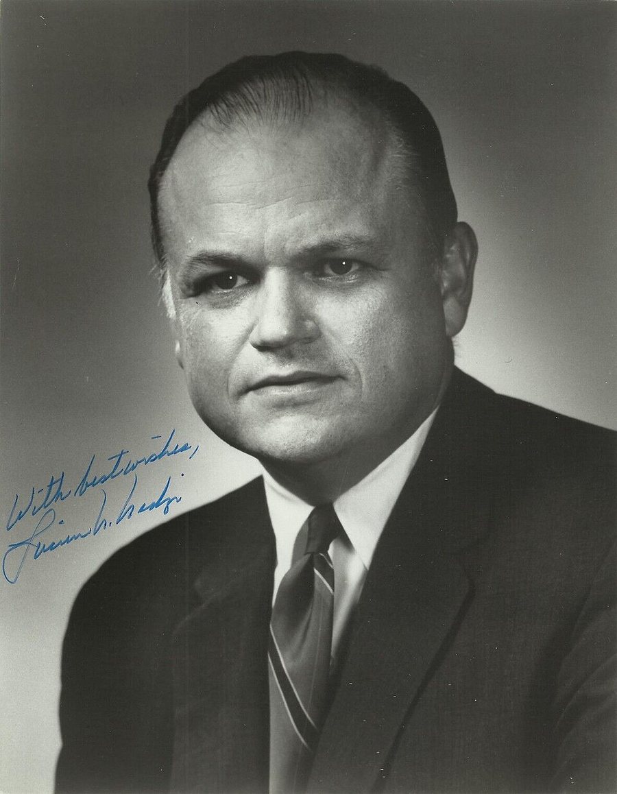 Lucien Nedzi portréja