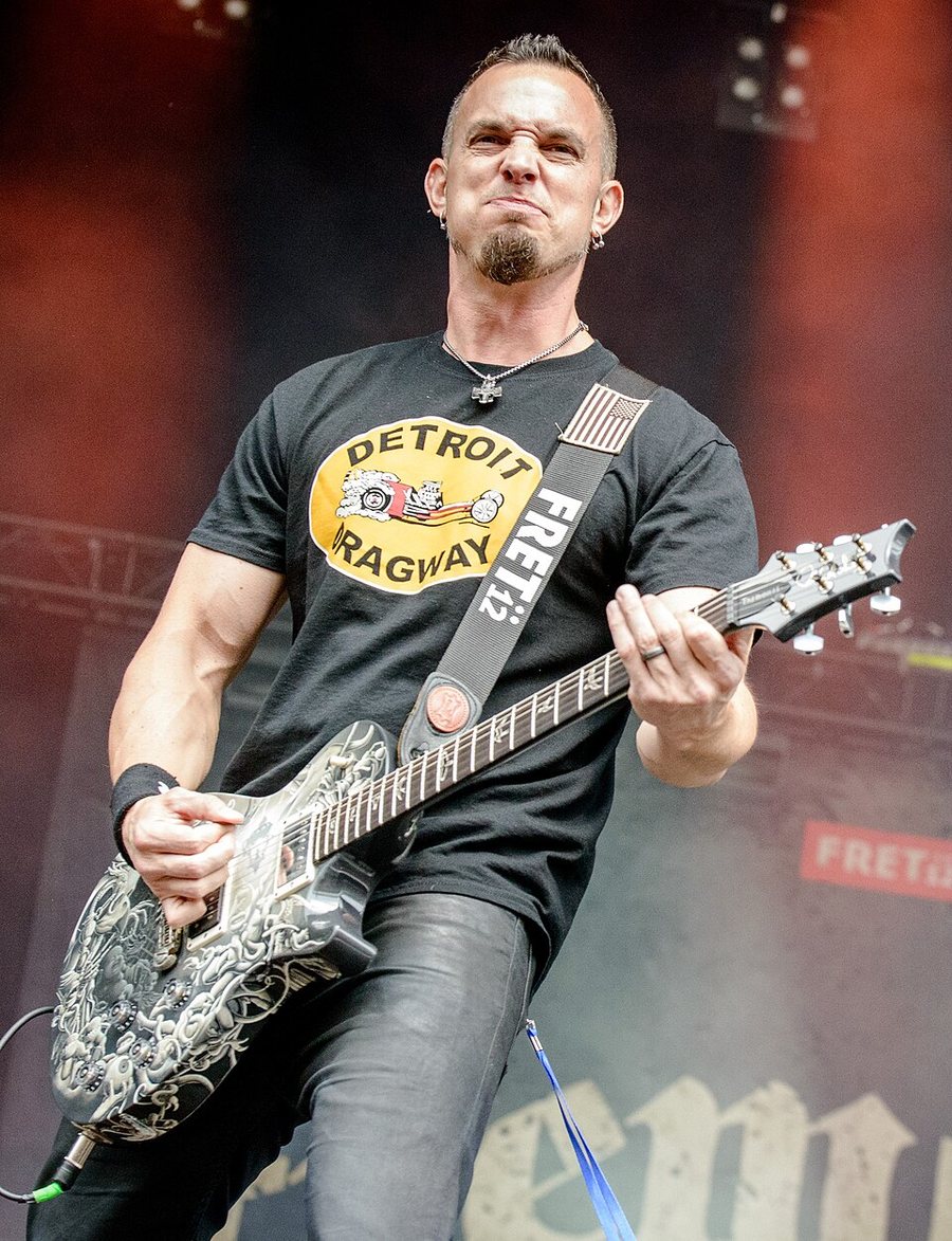 Mark Tremonti portréja
