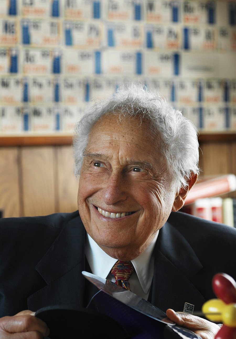 Portrait of Stanford R. Ovshinsky