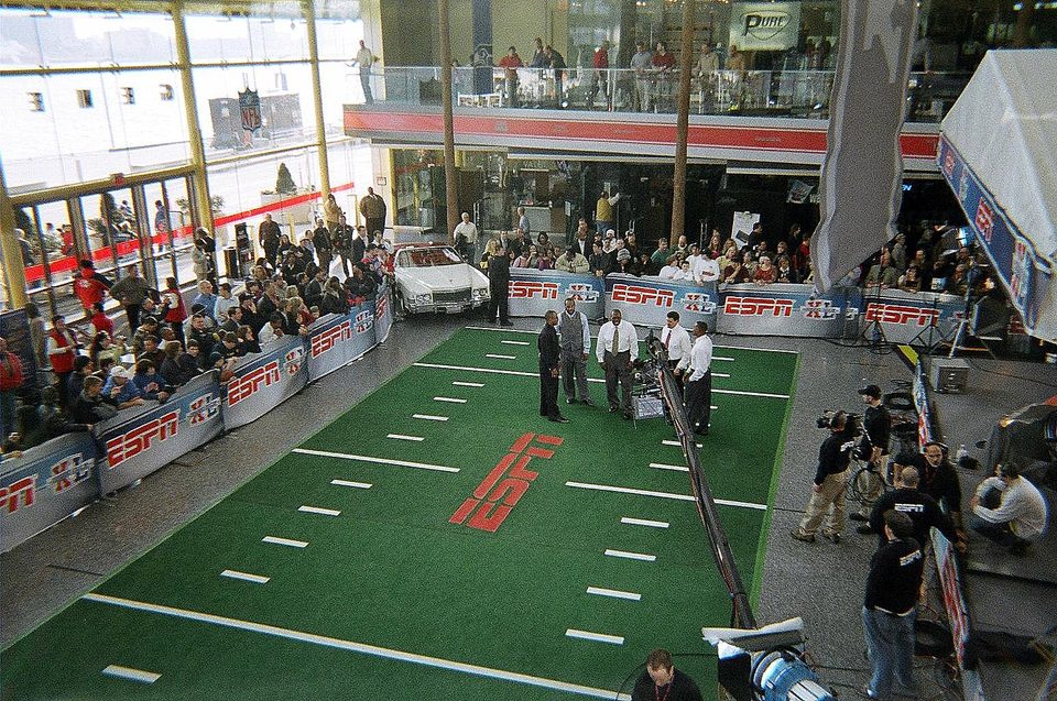 Az ESPN stúdiója a Wintergardenben a Super Bowl XL hetében, 2006-ban