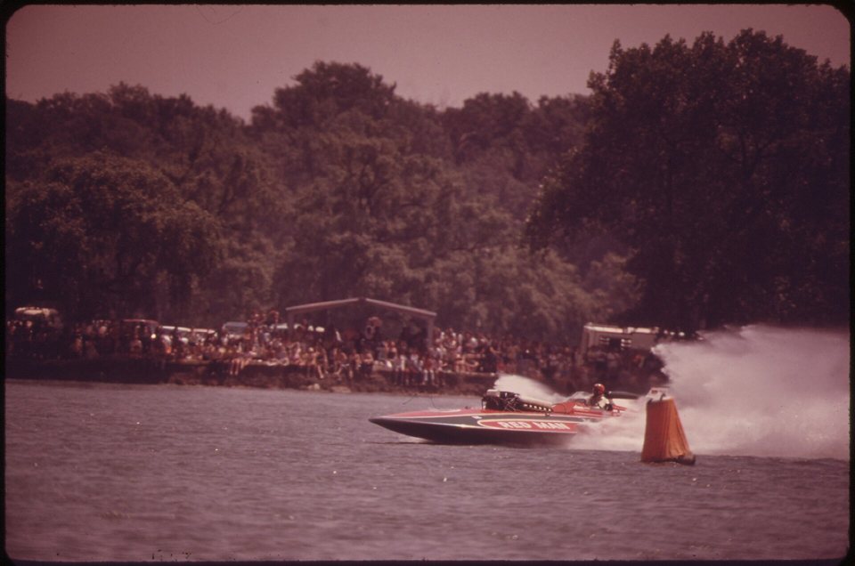 Detroit Hydrofest: motorcsónakversenyek a Detroit folyón